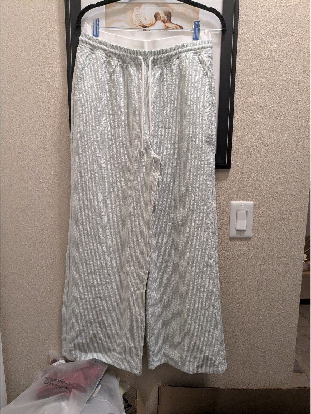 Halara Pants M Blue White Seersucker Stripe Wide Leg  Lightweight EUC